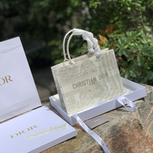「#22518」Dior Bags  (36x27.5x16.5cm