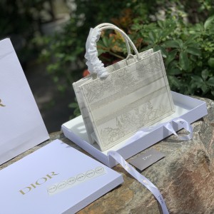 「#22518」Dior Bags  (36x27.5x16.5cm