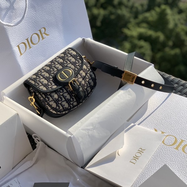 「#22520」Dior Bags  (18x14x5cm