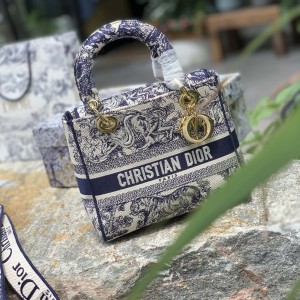 「#22545」Dior Bags  (24x20x11cm