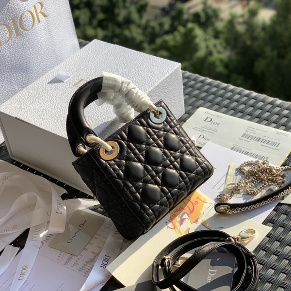 「#22556」Dior Bags  (17×15×7cm