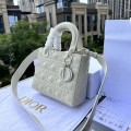 「#22568」Dior Bags  (20×17×8cm
