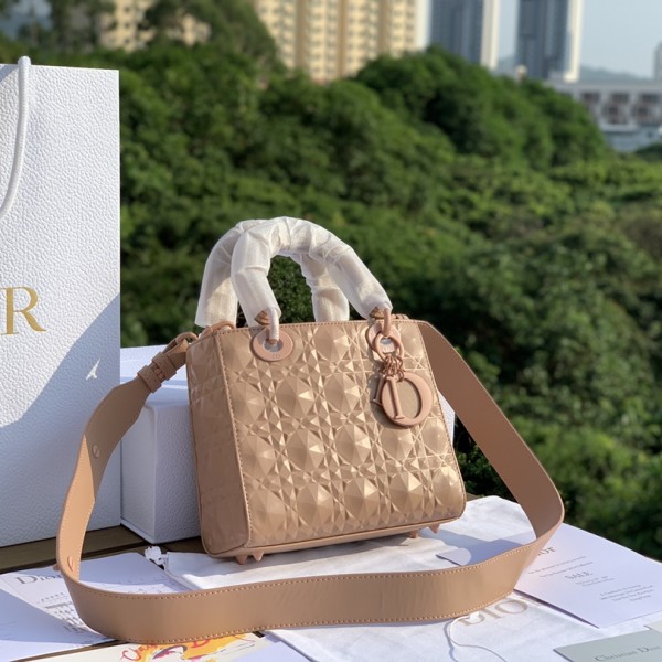 「#22574」Dior Bags  (20×17×8cm