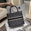「#22580」Dior Bags  (26.5×36×42cm
