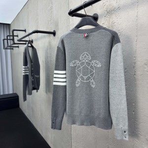 「#3093」THOM BRKWNE sweater