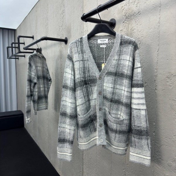 「#3095」THOM BRKWNE sweater