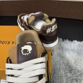 「#100」LOUIS VUITTON Trainer