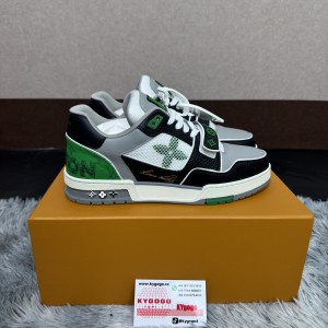 「#100」LOUIS VUITTON Trainer 