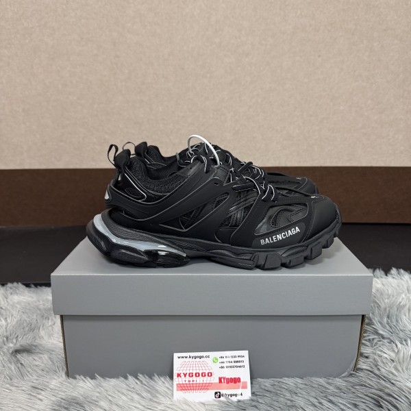 「#16500」Balenciaga Track LED
