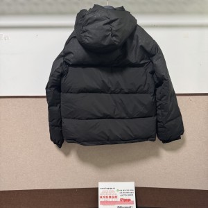「#1036」Louis Vuitton jacket; down/puffer jacket