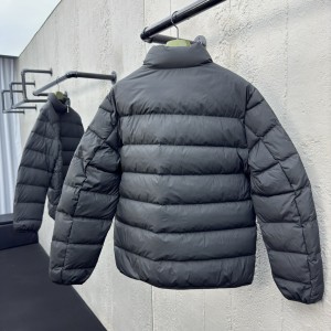 「#2879」Gucci jacket; down/puffer jacket