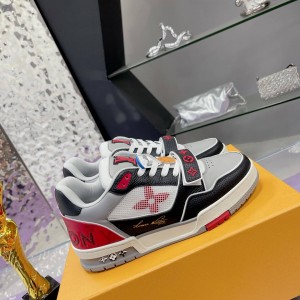 「#368」LOUIS VUITTON Trainer