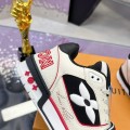 「#247」LOUIS VUITTON Trainer