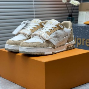 「#133」LOUIS VUITTON Trainer